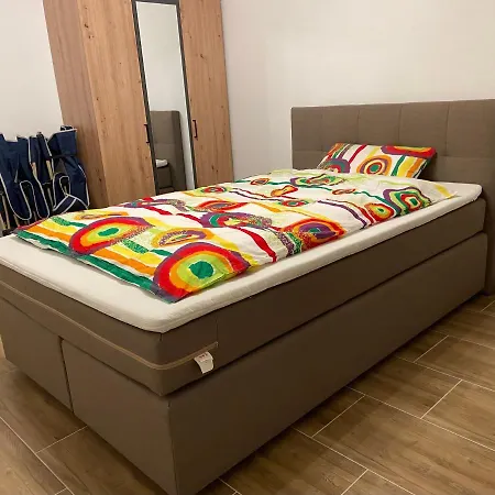 In Zentrum Mit 2 Schlafzimmer