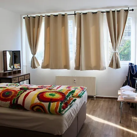 In Zentrum Mit 2 Schlafzimmer アパート *