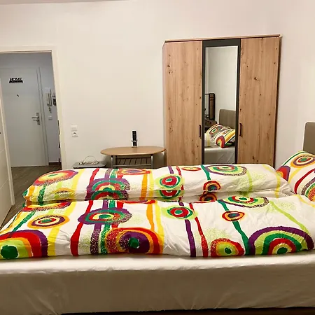 In Zentrum Mit 2 Schlafzimmer アパート