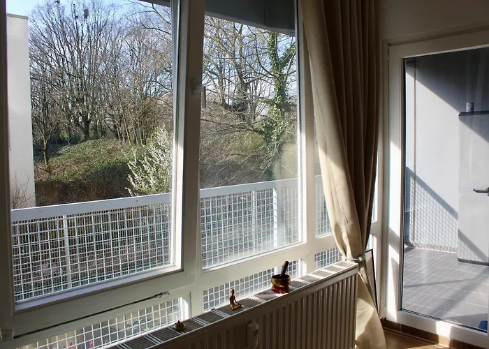 Appartement In Zentrum Mit 2 Schlafzimmer Krefeld