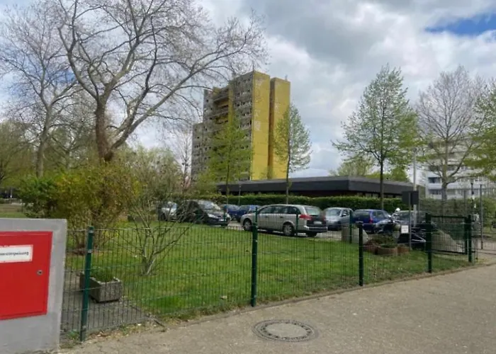 In Zentrum Mit 2 Schlafzimmer Apartamento