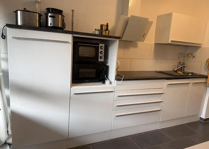 In Zentrum Mit 2 Schlafzimmer *